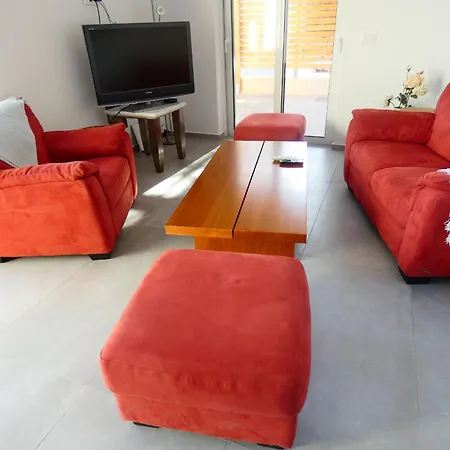 Villa Louloudi Hills 3