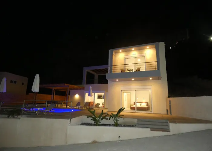 Vila Louloudi Hills 3 *